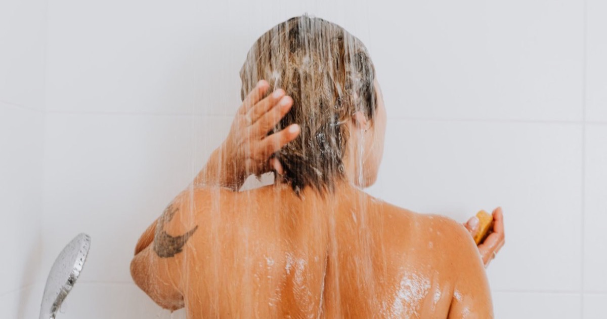 ヘアケアのイメージ｜毎日のシャンプー、正しく洗えてますか？頻度と手順で変わる髪の質感